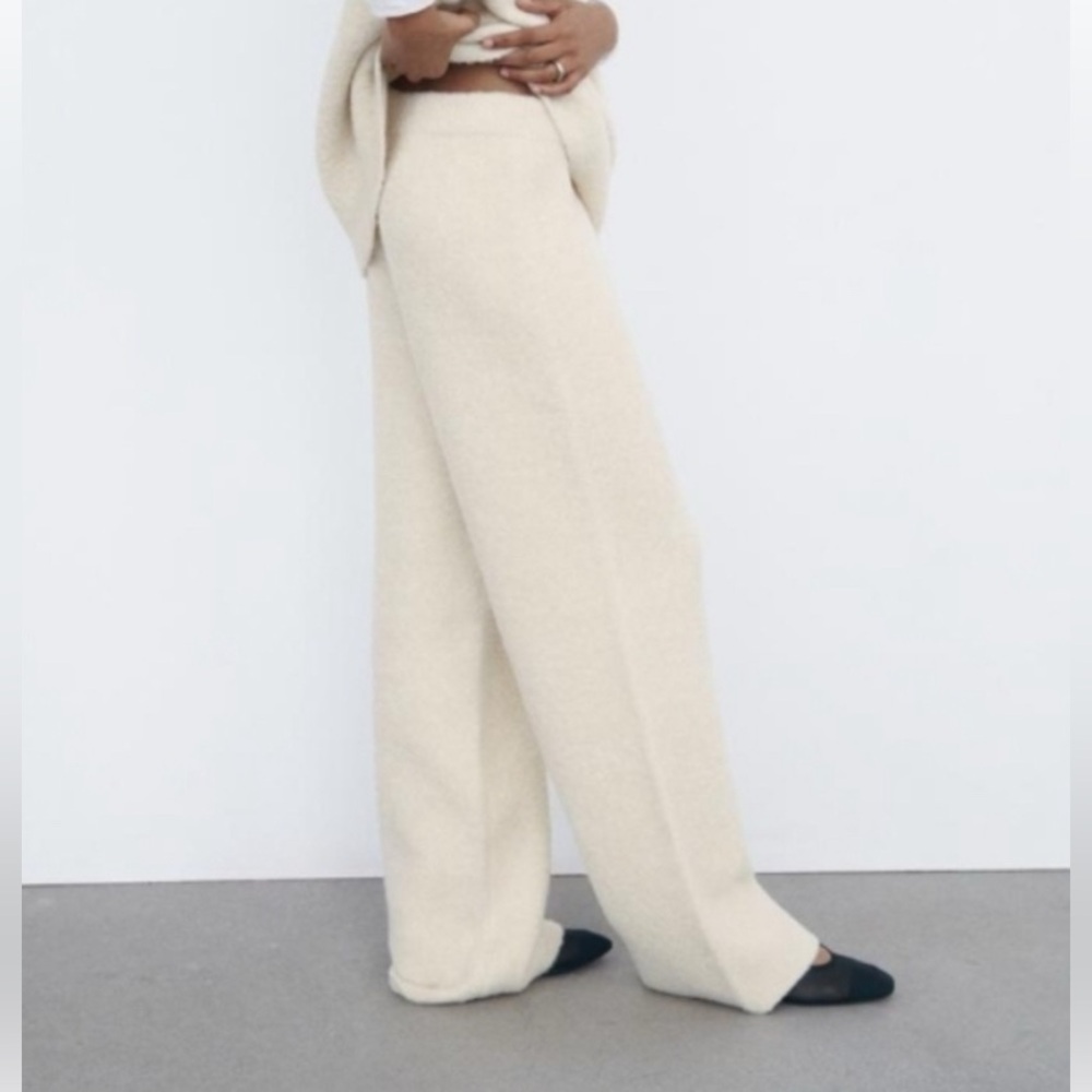 NWT‎ Zara High Rise Boucle Sweater Pants Ivory/Metallic Size Medium